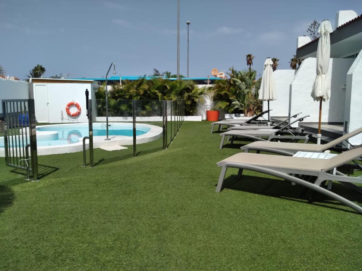 Starboys Gay Resort - Gay Men Only Maspalomas  Ngoại thất bức ảnh